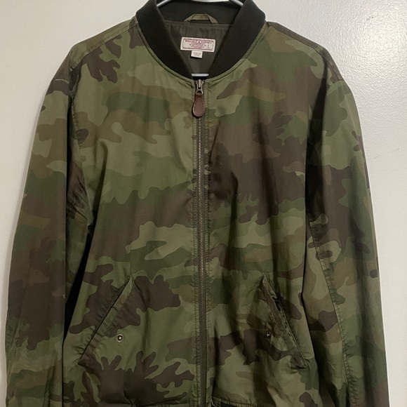 Wallace and Barnes from J.Crew camouflage jacket bomber style size large - Picture 1 of 2